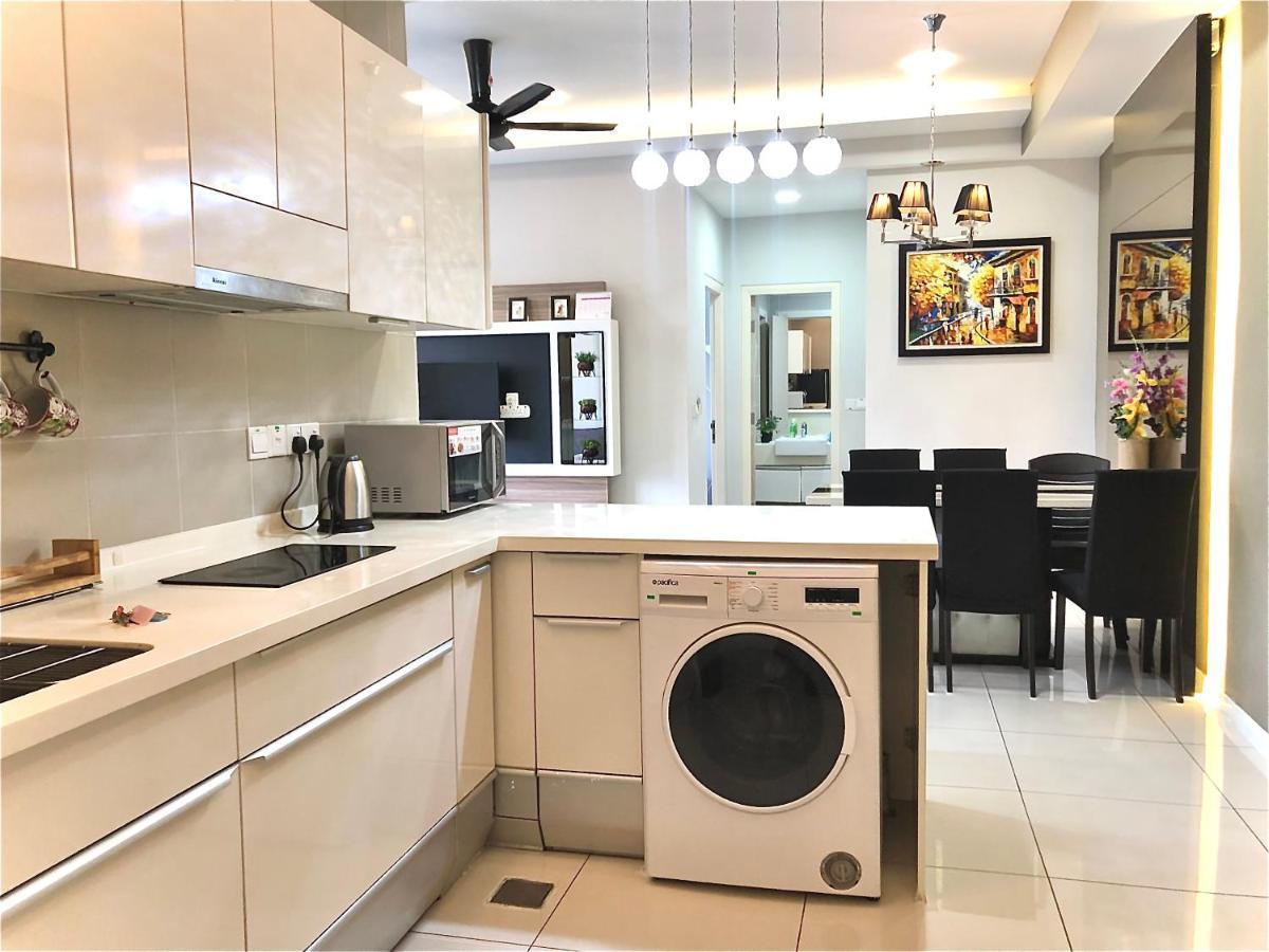 Takuro Homestay Petaling Jaya Exterior photo
